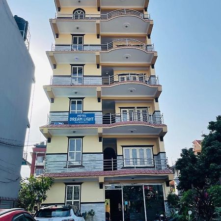 Hotel Dream Light Pokhara Esterno foto