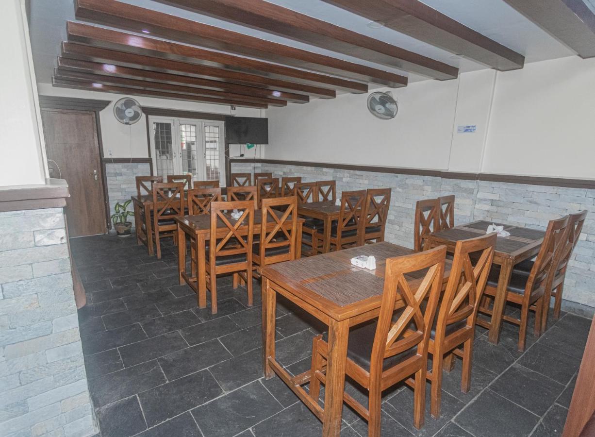 Hotel Dream Light Pokhara Esterno foto