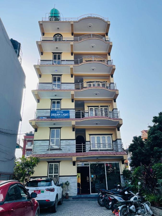 Hotel Dream Light Pokhara Esterno foto